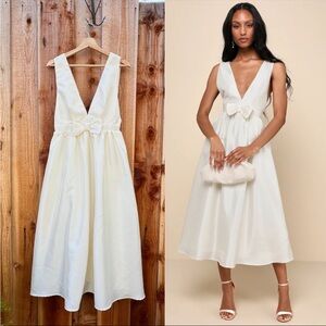 Ivory Cream Sleeveless Bow Low-Back Midi Dress 🌿
